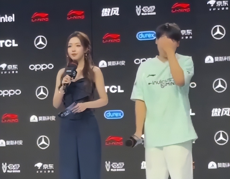 永远超出想, 状态的质疑, 网友捕捉